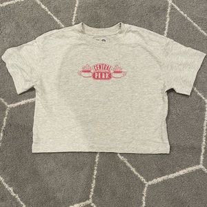 FRIENDS Central Perk T Shirt 100% Cotton Slight Crop Girls XL or Womens XS